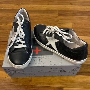 Piranha Women’s Black Sneakers Size 37